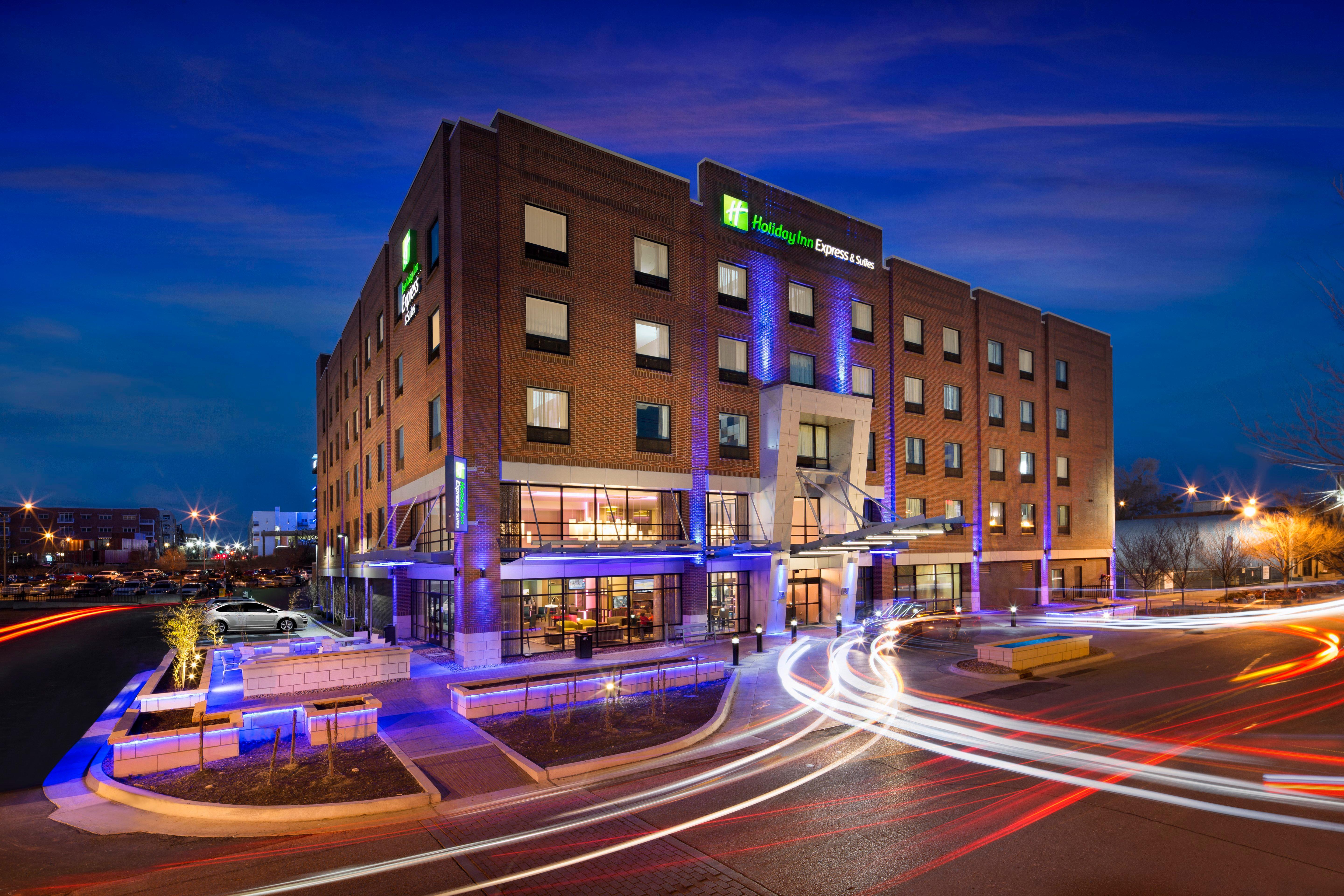 Holiday Inn Express & Suites Oklahoma City Downtown - Bricktown, An Ihg Hotel Exterior photo